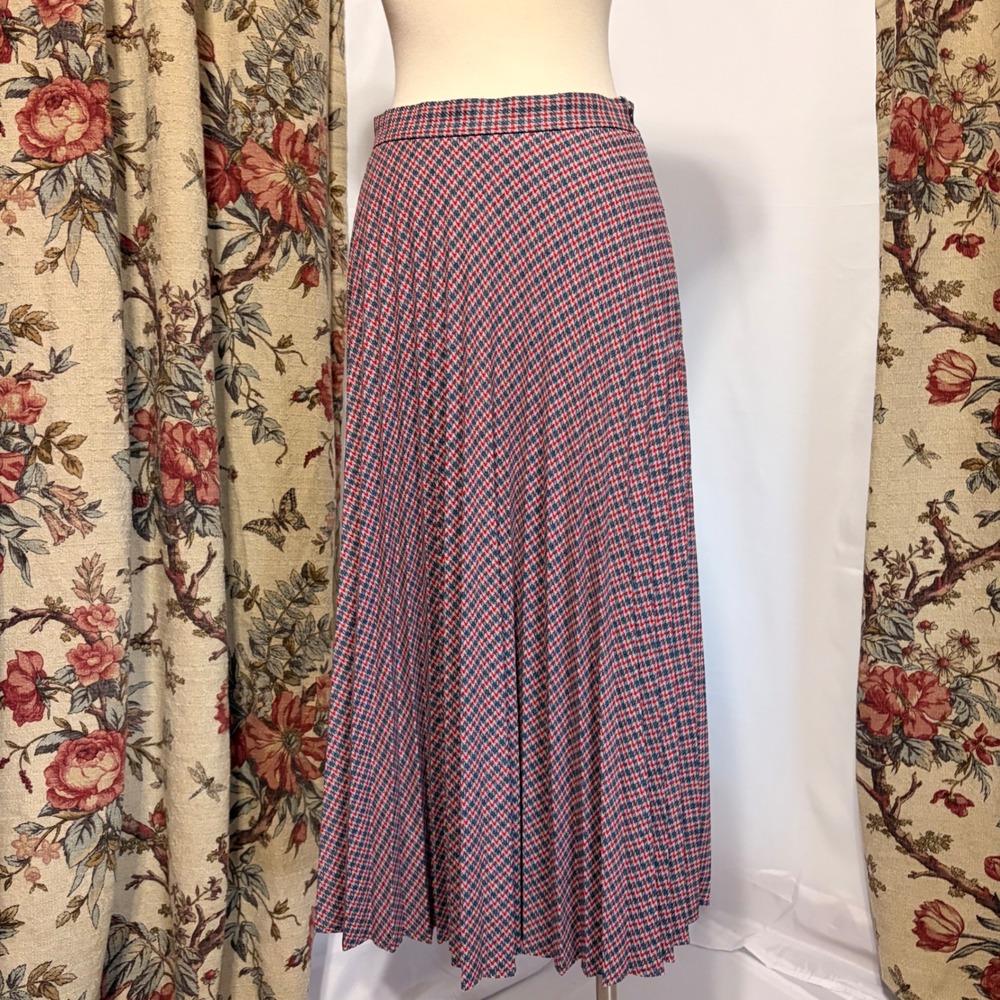 Maeve Anthropologie Red Blue Plaid Pleated A-line midi skirt with houndstooth